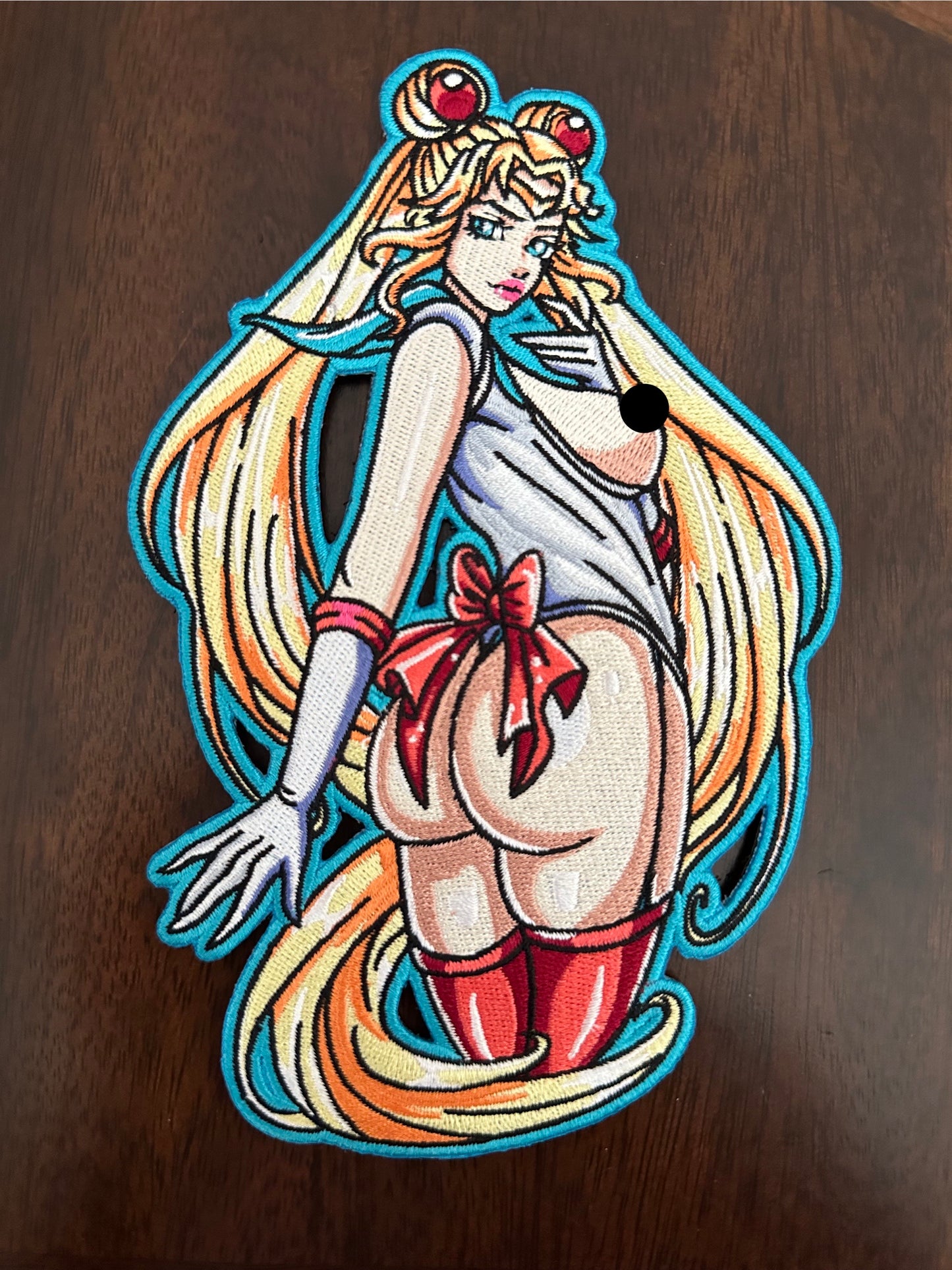 Sailor V4 NSFW